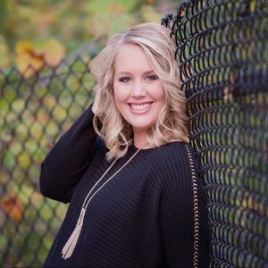 Meet your Posher, Mikaela